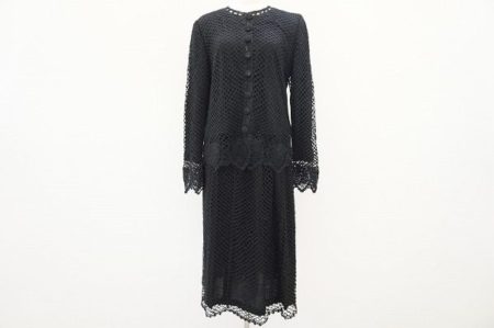 かしこまったシーンにもおすすめの斉藤都世子のツーピースをお売りいただきました