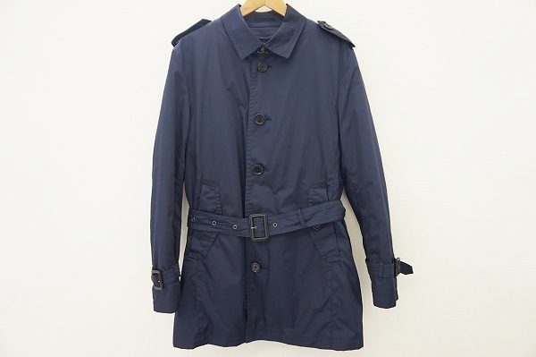 中綿入りであたたかなバーバリーブラックレーベルのステンカラーコートを買い取りました