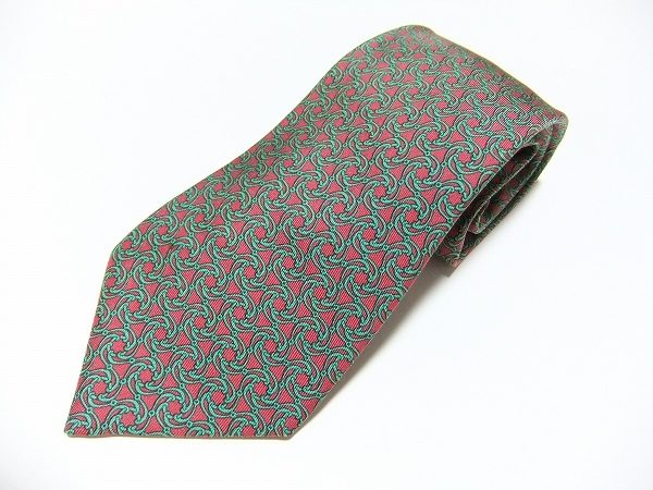 人気のチェーン柄がアレンジされたエルメスのシルクネクタイを買い取りました