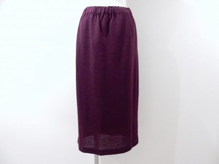 斉藤都世子のワインレッド色のスカートを買い取りました