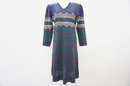 ゴージャス感も見事に演出できる！斉藤都世子ニット ワンピースを買取しました