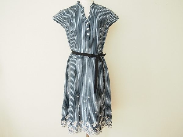 涼しげの中に女性らしさを演出！ローラアシュレイワンピースを買取しました