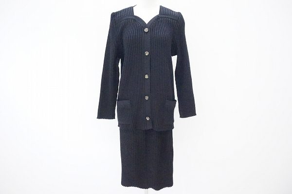 着回し抜群！斉藤都世子セットアップを買取いたしました