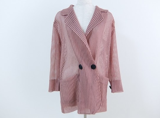 トレンドライクなシースルージャケット!斉藤都世子