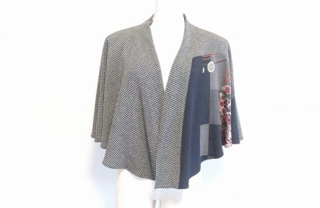 詩仙堂の花柄×鹿子柄のショート丈ボレロを買取させて頂きました。