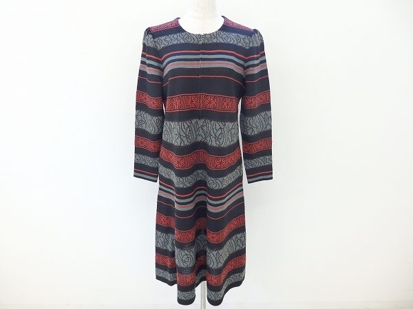 ボーダーが目を引く！斉藤都世子ワンピースを買取しました