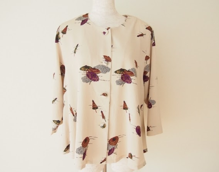 詩仙堂のレトロモダンな傘柄シャツブラウスを買取させて頂きました。