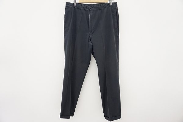 落ち着いた印象を与えてくれる！パパスのパンツを買取しました