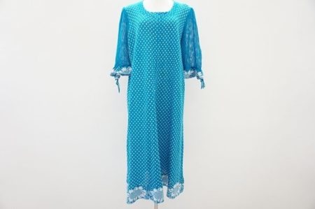 鮮やかなブルーでさわやかに！斉藤都世子ワンピース