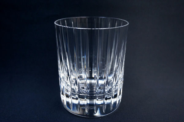 お家でラグジュアリーなひとときを演出できる バカラロックグラスを買取しました