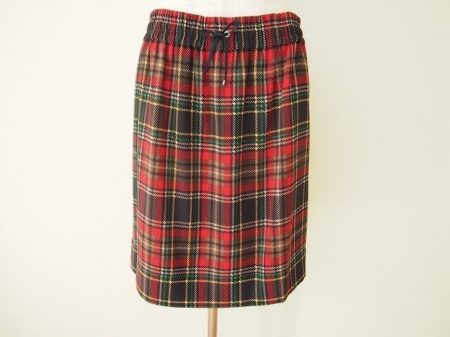 最近着なくなったという、ウィークエンドマックスマーラのスカートを買取いたしました
