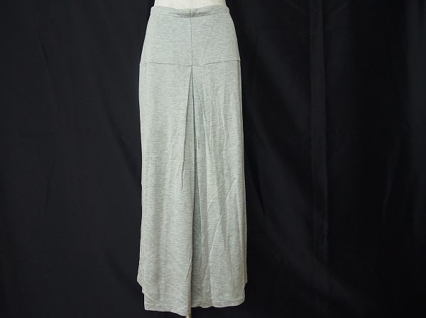タグ付きの美品!アーガのロングスカートをお売りいただきました