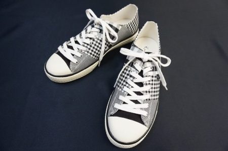 コンバース風のカールヘルムのスニーカーをお売りいただきました