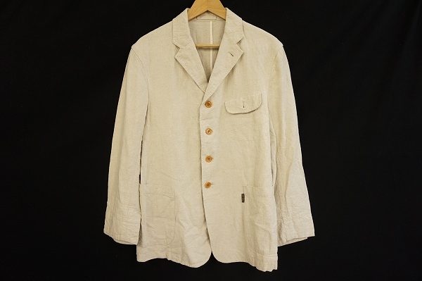 ベージュカラーが新鮮なカールヘルムのジャケットをお譲りいただきました