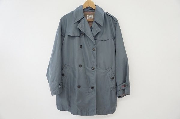 1枚できりっと洗練された印象に！カールヘルムのコートをお売りいただきました