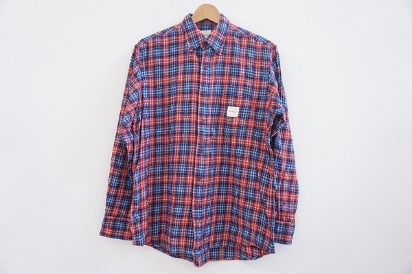 コーディネートが明るくなりそうなカールヘルムのシャツを買い取りました