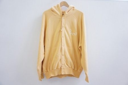 ロゴ入りデザインが可愛いパパスのフード付きパーカーを買い取りました