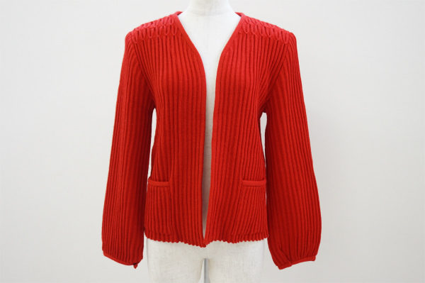 ヴィンテージ感が素敵な斉藤都世子のカーディガンを買い取りました