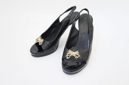 シンプルなのにエレガント！シャネルサンダルを買取しました