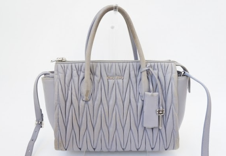 ミュウミュウの2wayバッグを買取させて頂きました。