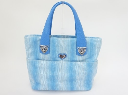 伊太利屋のトートバッグを美品状態で買取させて頂きました。