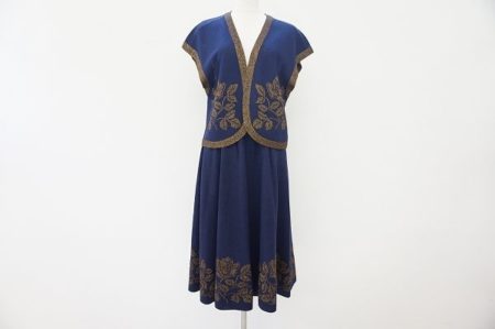 ネイビーとラメのコンビネーションが絶妙！斉藤都世子セットアップ