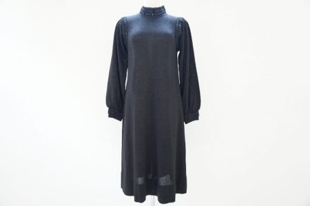 ラメが高貴な印象をプラス！斉藤都世子ワンピースを買取しました