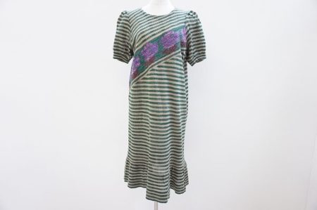 グリーン×パープルの組み合わせが合う！斉藤都世子ワンピースを買取しました