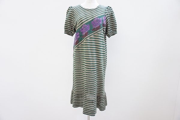 グリーン×パープルの組み合わせが合う！斉藤都世子ワンピースを買取しました