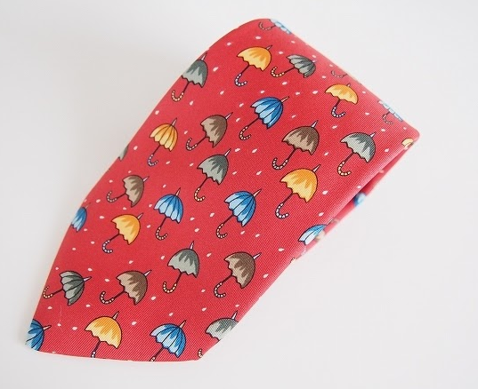 ポップな傘柄ネクタイ!エルメス