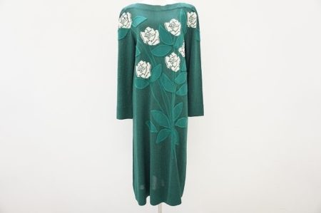 グリーンとお花のコントラストが素敵！斉藤都世子ニットワンピースを買取しました