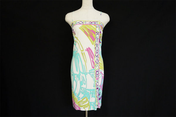 アートのような柄が目を惹く！エミリオプッチ ワンピースを買取しました