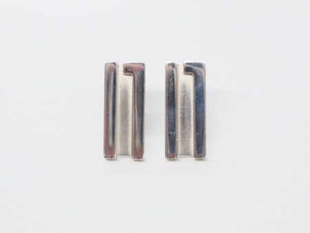 主役の服を引き立てる上品さ！グッチのピアスを買取しました