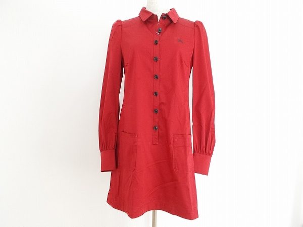 ビビッドカラーが華やかなバーバリーブルーレーベルのワンピースを買い取りました