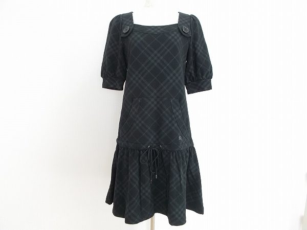 人気のAラインシルエット！バーバリーブルーレーベルのブラックワンピースをお譲りいただきました