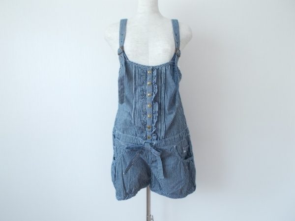 バーバリーブルーレーベルのデニム調オールインワンをお譲りいただきました