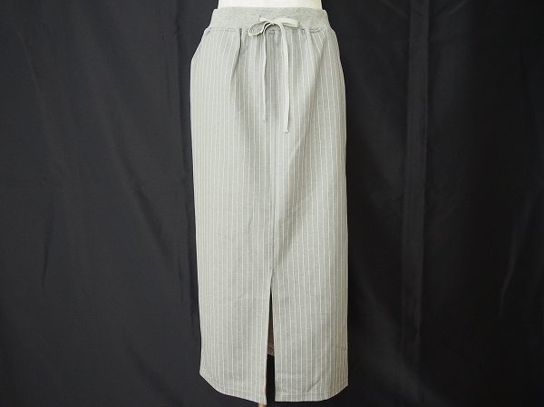 スリット入りが今気分!スコットクラブのニットスカートをお譲りいただきました