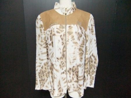 シースルーでカジュアルに着まわせるジャケット！伊太利屋