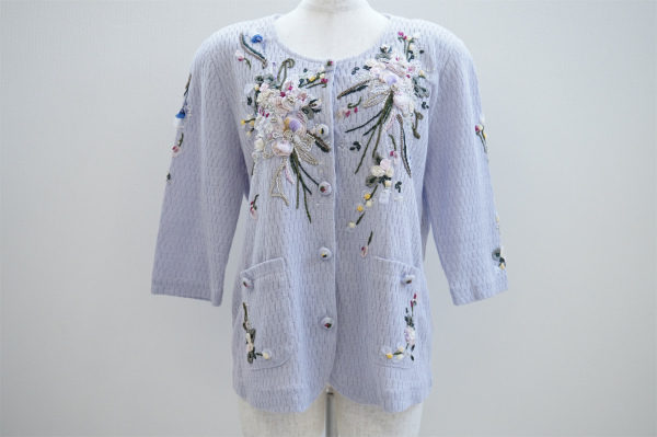本物のお花のような豪華な刺繍！アトリエサガンのカーディガンを買取しました