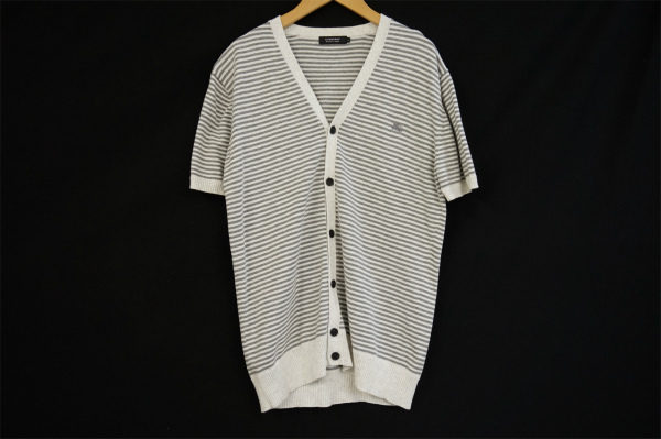 すっきりとしたシルエットのバーバリーの半袖カーディガンを買い取りました