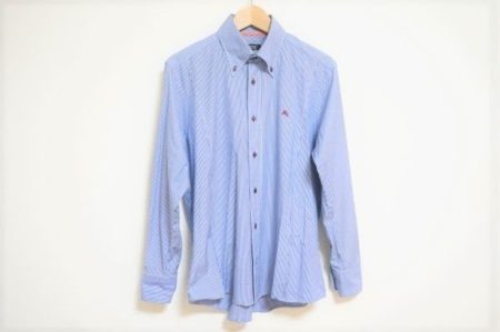 バーバリーブルーレーベルのメンズ用ストライプシャツを買取させて頂きました。