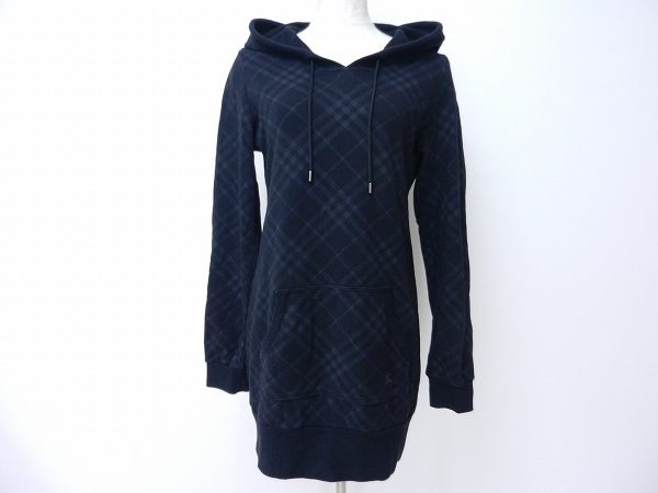女性にラインを活かしたデザインが嬉しい！バーバリーブルーレーベルのチュニックを買取しました