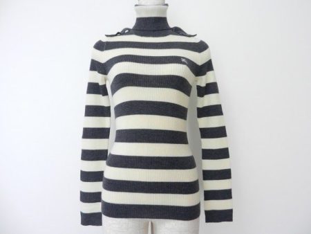 バーバリーブルーレーベルのボーダーセーターを買取させて頂きました。