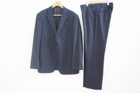 スマートさを感じられる！アルマーニコレッツォーニのスーツを買取しました