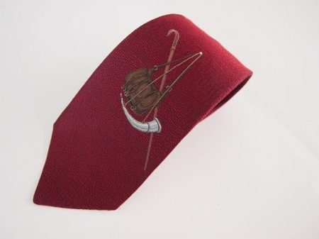どこかエレガントなレッドで差別化しませんか ドミニクフランスのネクタイを買取しました。