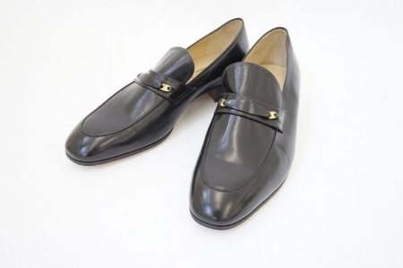 履き心地よさが評判です！タニノクリスチーローファーを買取しました