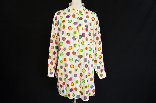 カラフルな柄で元気をもらえる！イヴ・サンローラン長袖シャツを買取しました