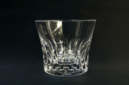 ラグジュアリーな雰囲気に包まれる！バカラロックグラスを買取しました