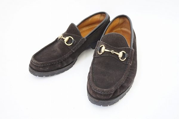 落ち着いた印象を出したい方にピッタリ！グッチローファーを買取しました