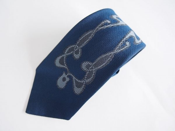 吸い込まれるような芸術的な柄がレア!ドミニクフランスのネクタイを買取しました